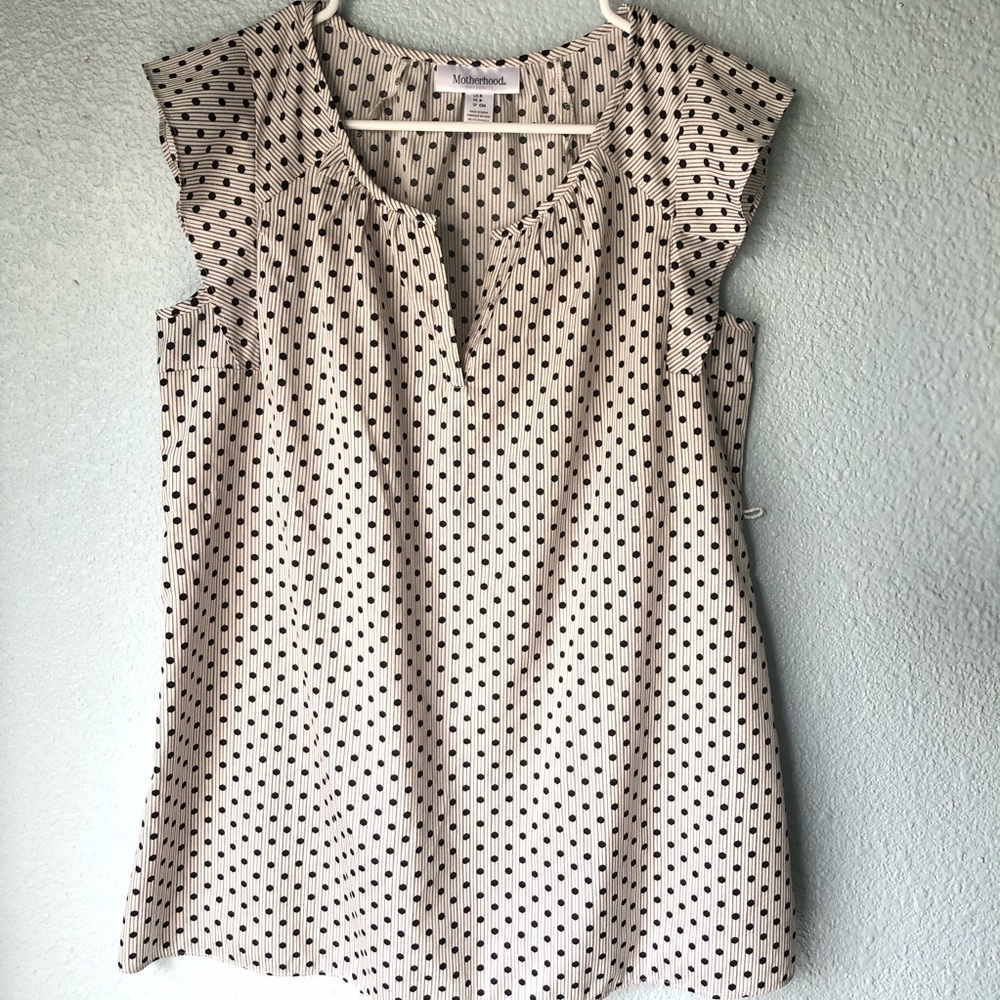 Motherhood Maternity small Flutter sleeve blouse